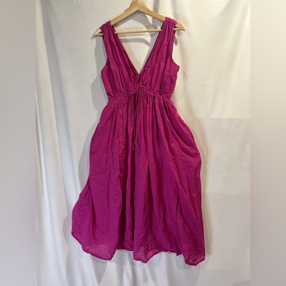 Abercrombie & Fitch hot pink dress - Picture 3 of 8